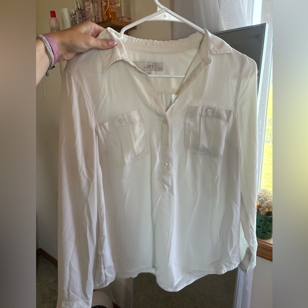 🤍sheer button up🤍 - Picture 2 of 5